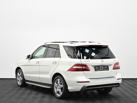 2013 Mercedes-Benz M-Класс 350 III (W166), белый, 1719000 рублей, вид 2