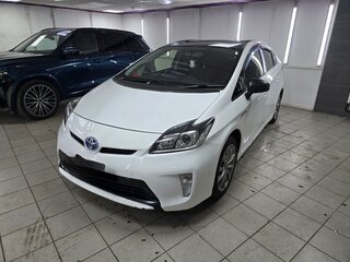 2012 Toyota Prius III Рестайлинг (XW30), белый, 1200000 рублей, вид 2