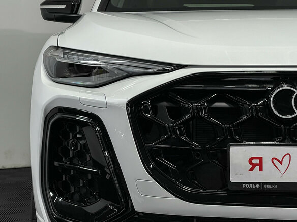 2026 Audi Q5 L III (GU), белый, 6650000 рублей - вид 3