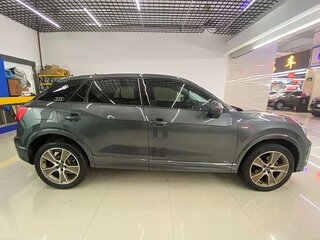 2022 Audi Q2 L 35 TFSI I Рестайлинг, серый, 1845777 рублей, вид 4