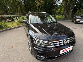 2017 Volkswagen Tiguan II, чёрный, 2900000 рублей, вид 2