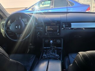 2012 Volkswagen Touareg II, чёрный, 1530000 рублей, вид 5