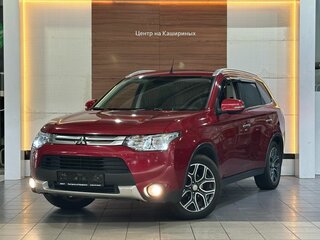 2014 Mitsubishi Outlander III Рестайлинг, красный, 1999990 рублей, вид 1