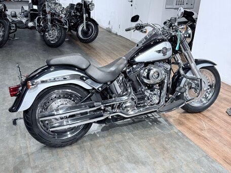 2012 Harley-Davidson Fat Boy, чёрный, 1299000 рублей, вид 4