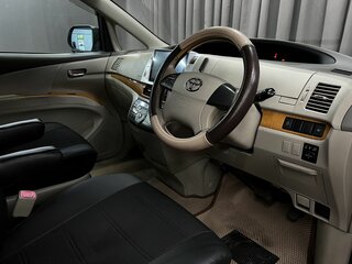 2011 Toyota Estima III Рестайлинг, белый, 1499900 рублей, вид 5