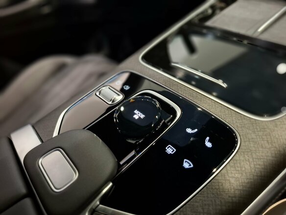 2026 Jaecoo J8, чёрный, 4330000 рублей - вид 36