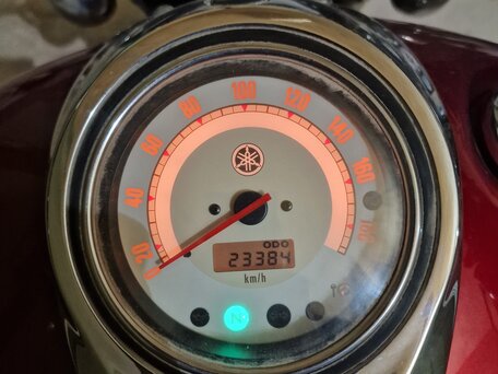 2004 Yamaha XVS1100, красный, 529000 рублей, вид 4