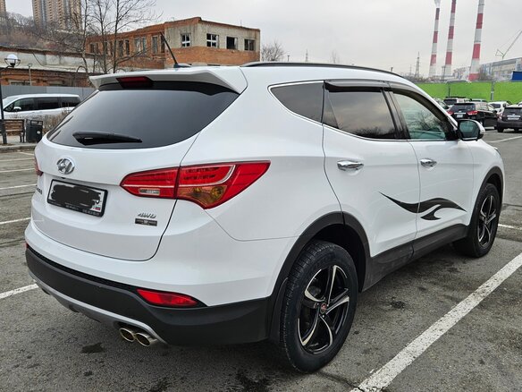 2014 Hyundai Santa Fe III, белый, 2000000 рублей - вид 1