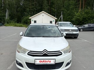 2012 Citroen C4 II, белый, 645000 рублей, вид 1