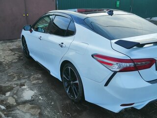 2018 Toyota Camry VIII (XV70), белый, 2800000 рублей, вид 5