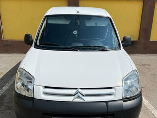 2011 Citroen Berlingo I Рестайлинг, белый, 350000 рублей, вид 1