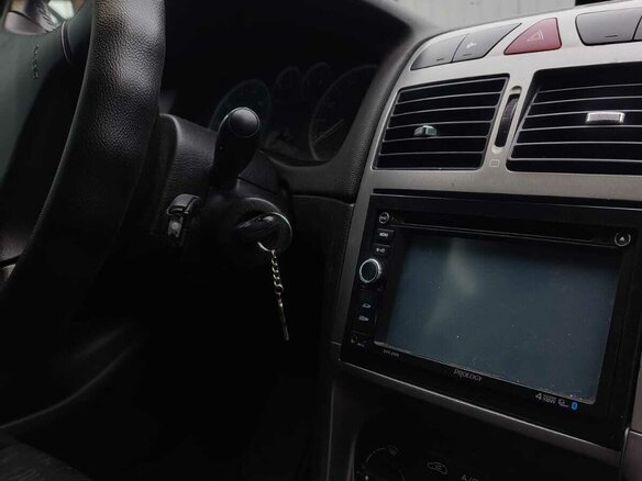 2002 Peugeot 307 I, зелёный, 150000 рублей - вид 15