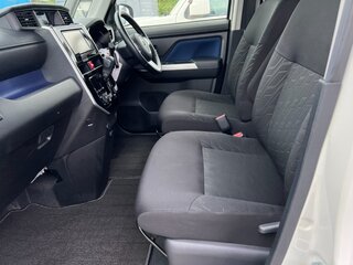2020 Toyota Tank I, белый, 1190000 рублей, вид 4