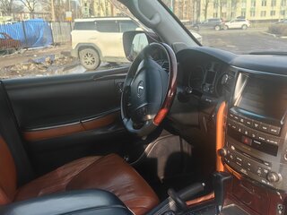 2011 Lexus LX 570 III, пурпурный, 3100000 рублей, вид 4