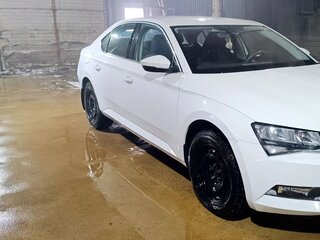 2016 Skoda Superb III, белый, 1900000 рублей, вид 1