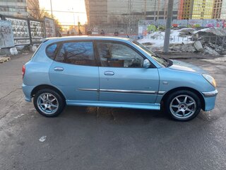 2002 Daihatsu Sirion I (M1), голубой, 330000 рублей, вид 4