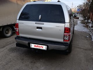 2013 Toyota Hilux VII Рестайлинг, серебристый, 2050000 рублей, вид 3