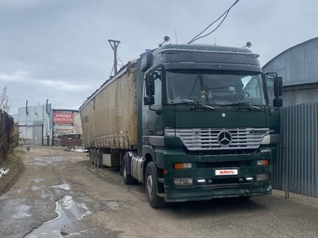 1998 Mercedes-Benz Actros, зелёный, 1300000 рублей, вид 1
