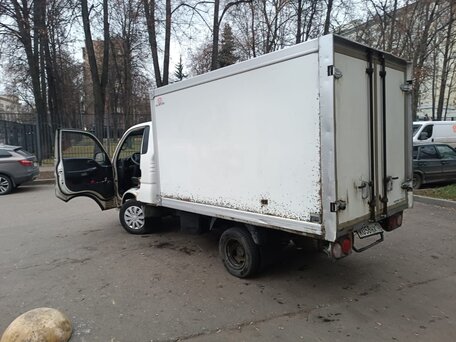 2011 Kia Bongo, белый, 750000 рублей, вид 4