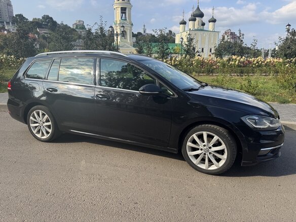 2019 Volkswagen Golf VII Рестайлинг, чёрный, 2200000 рублей - вид 1