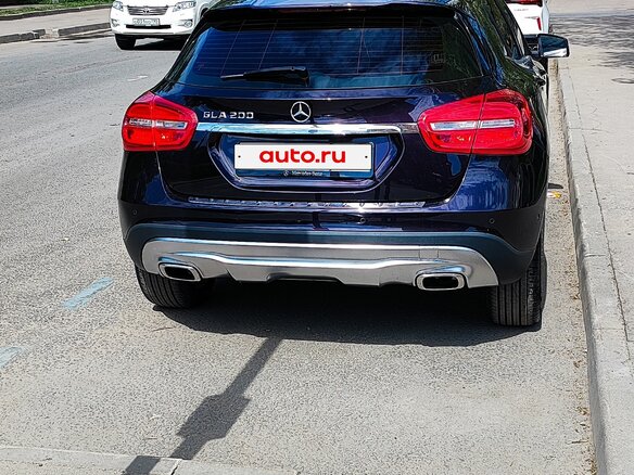 2014 Mercedes-Benz GLA 200 I (X156), фиолетовый, 2250000 рублей - вид 4
