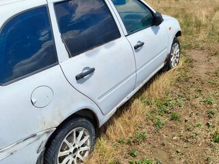 2011 Lada (ВАЗ) Kalina I, белый, 145000 рублей, вид 2