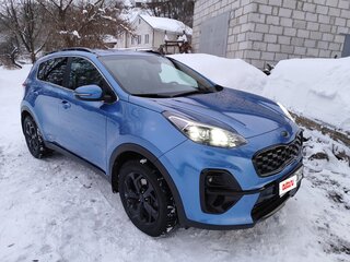 2021 Kia Sportage IV Рестайлинг, синий, 3000000 рублей, вид 5