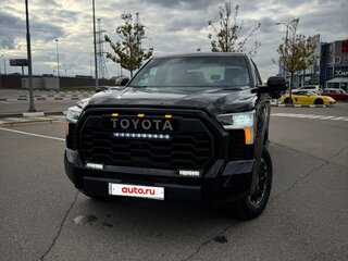 2024 Toyota Tundra CrewMax III, чёрный, 9200000 рублей, вид 2