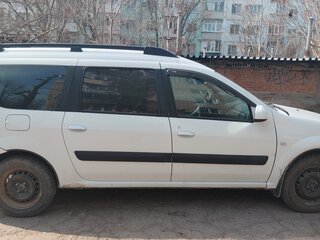 2015 Lada (ВАЗ) Largus I, белый, 500000 рублей, вид 2