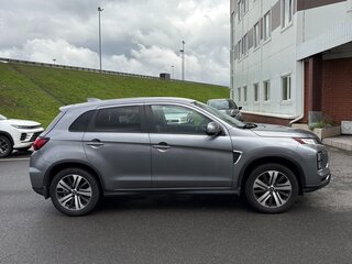 2021 Mitsubishi Outlander Sport I Рестайлинг 3, серебристый, 1500000 рублей, вид 4