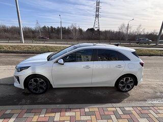 2018 Kia Ceed III, белый, 1700000 рублей, вид 4