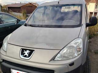 2008 Peugeot Partner II, бежевый, 490000 рублей, вид 1