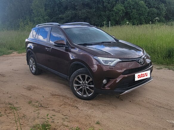 2017 Toyota RAV4 IV (XA40) Рестайлинг, коричневый - вид 3