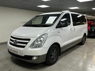 Hyundai H-1 II