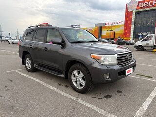 2011 Toyota Land Cruiser 200 Series, серый, 2850000 рублей, вид 3