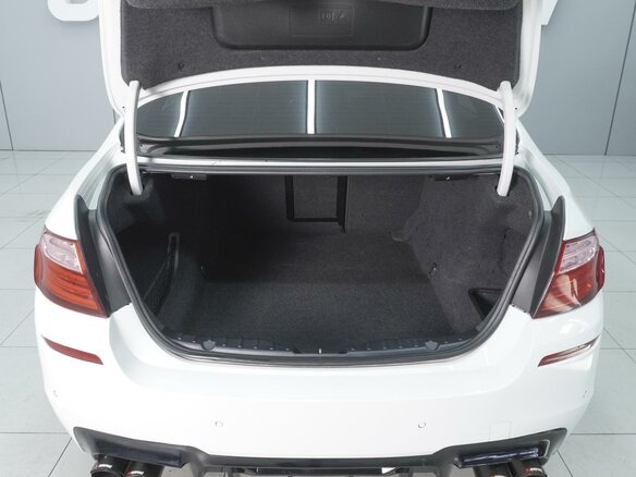 2012 BMW M5 V (F10), белый, 3129000 рублей - вид 24