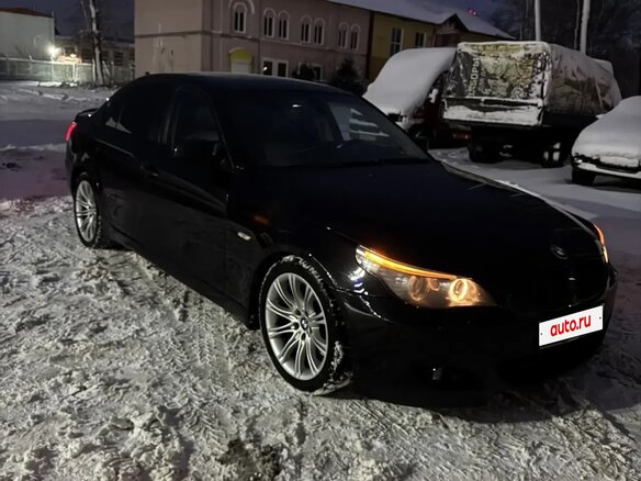 2009 BMW 5 серии 525i V (E60/E61) Рестайлинг, чёрный, 1400000 рублей - вид 1