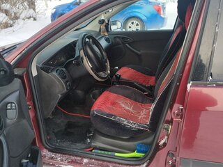 2004 Ford Focus I Рестайлинг, красный, 230000 рублей, вид 5