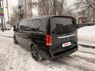 2022 Mercedes-Benz V-Класс Extra Long 300 d экстра длинный III (W447) Рестайлинг, чёрный, 11000000 рублей, вид 5
