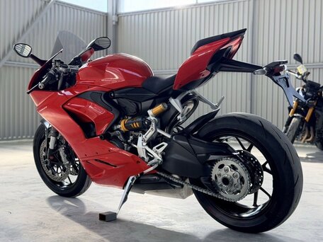 2022 Ducati Panigale V2, красный, 1499999 рублей, вид 5