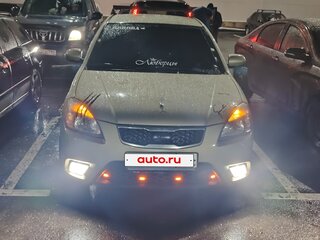 2009 Kia Rio II Рестайлинг, бежевый, 500000 рублей, вид 3
