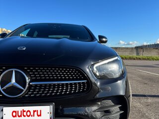 2021 Mercedes-Benz E-Класс 200 V (W213, S213, C238) Рестайлинг, чёрный, 5300000 рублей, вид 3