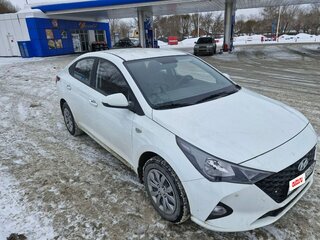 2021 Hyundai Solaris II Рестайлинг, белый, 1499000 рублей, вид 3