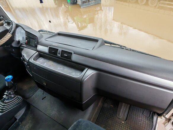 2015 MAN TGX, белый, 3730000 рублей - вид 9
