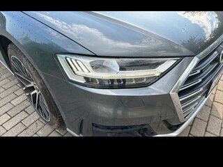 2018 Audi A8 55 TFSI IV (D5), серый, 5800000 рублей, вид 5