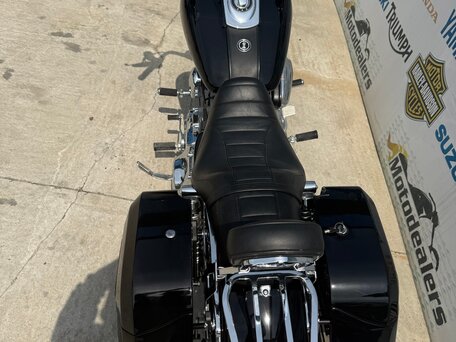 2009 Harley-Davidson Dyna Super Glide, чёрный, 650000 рублей, вид 5