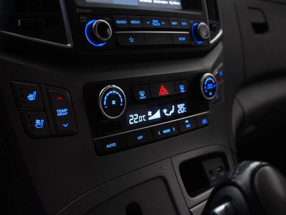 2018 Hyundai Grand Starex I Рестайлинг 2, серый, 3899077 рублей - вид 17