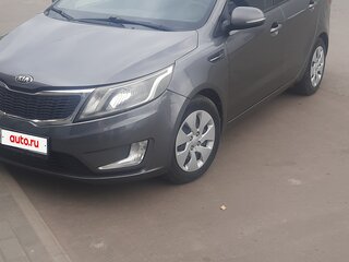 2014 Kia Rio 6-speed III, серый, 660000 рублей, вид 1