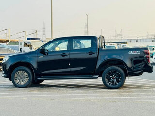 2026 Isuzu D-Max III, чёрный, 5370000 рублей, вид 2