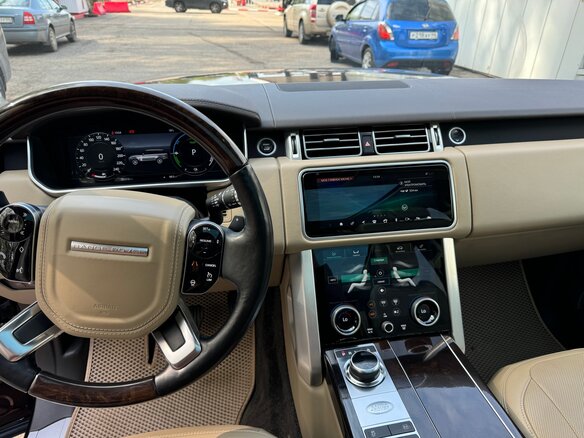 2018 Land Rover Range Rover IV Рестайлинг, пурпурный, 7500000 рублей - вид 10